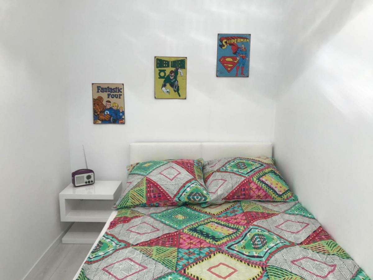 Modern City Apt, Next To Metro Wina Bagian luar foto